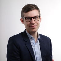 Dr. Romain Mauger