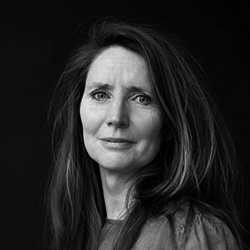 Leonie van den Beuken 