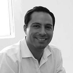 Mauricio Vila Dosal